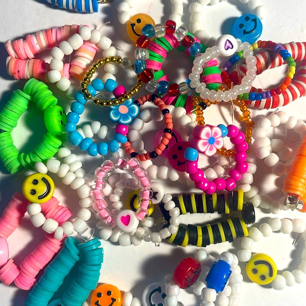 10 Pc Random Beaded Rings